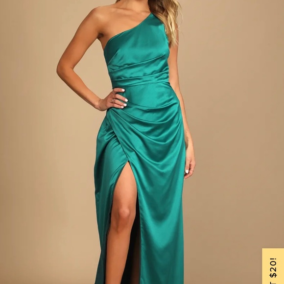 Lulus Dresses & Skirts - Green One Shoulder Lulu Dress